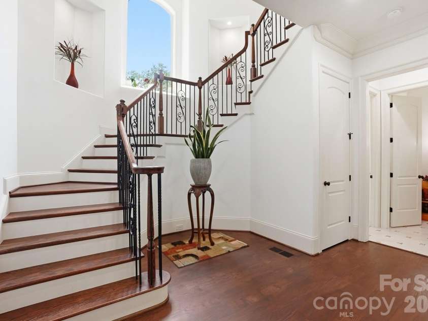 13302 Bally Bunnion Way, Davidson, NC 28036.  MLS# CAR4395307, YatesRealty ID 35535. 