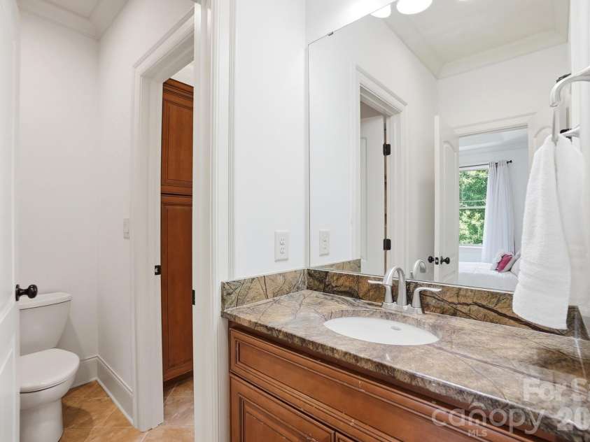 13302 Bally Bunnion Way, Davidson, NC 28036.  MLS# CAR4395307, YatesRealty ID 35535. 