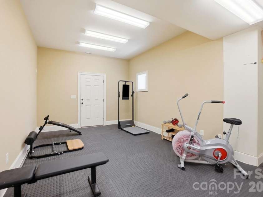 13302 Bally Bunnion Way, Davidson, NC 28036.  MLS# CAR4395307, YatesRealty ID 35535. 