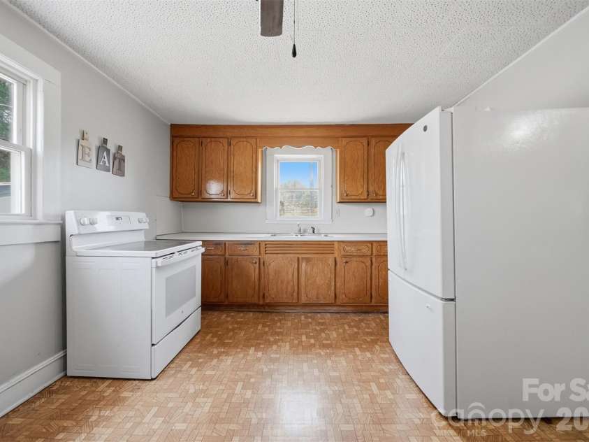 592 Main Street, Hudson, NC 28638.  MLS# CAR4399979, YatesRealty ID 35536. 