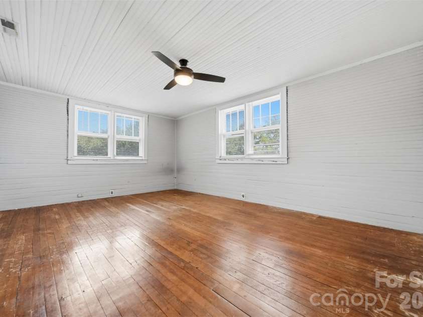592 Main Street, Hudson, NC 28638.  MLS# CAR4399979, YatesRealty ID 35536. 