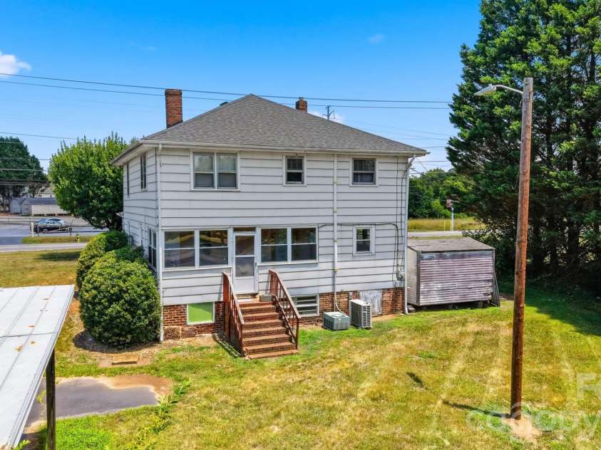 592 Main Street, Hudson, NC 28638.  MLS# CAR4399979, YatesRealty ID 35536. 