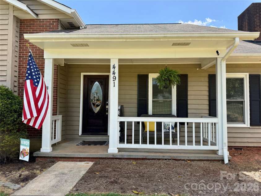 4491 Magnolia Lane, Hudson, NC 28638.  MLS# CAR4399056, YatesRealty ID 35537. 