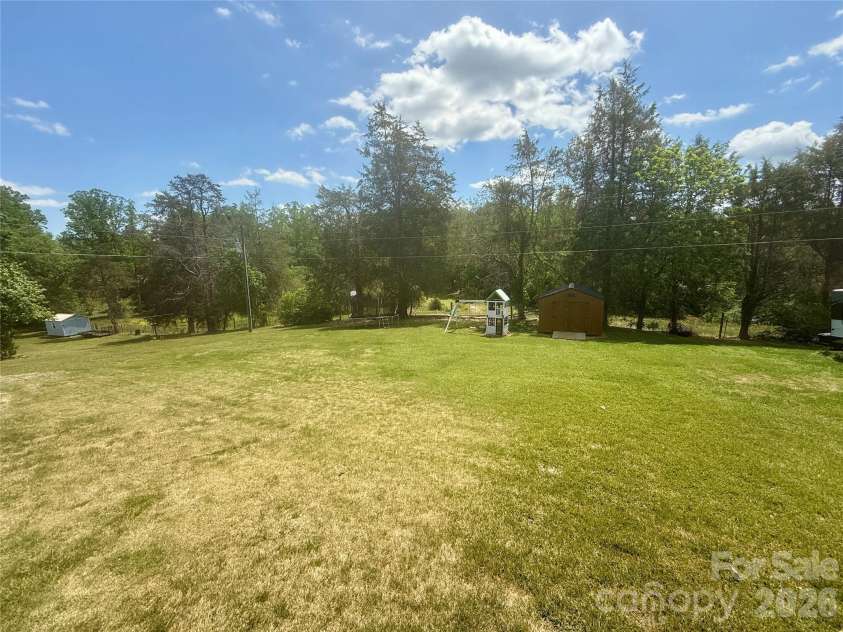 4491 Magnolia Lane, Hudson, NC 28638.  MLS# CAR4399056, YatesRealty ID 35537. 