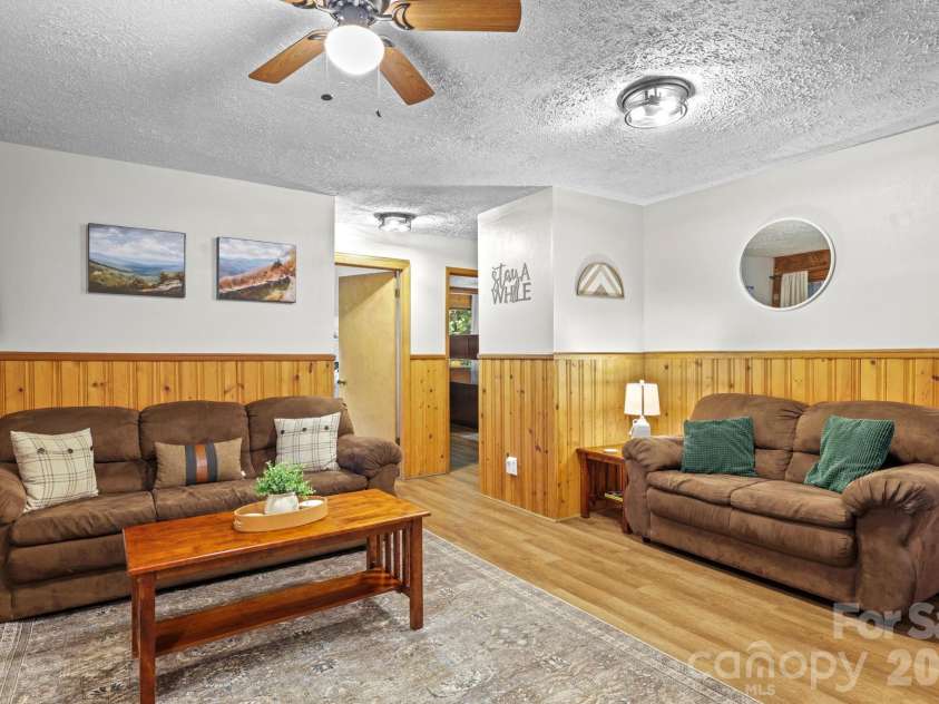 237 Biltmore Circle, Bryson City, NC 28713.  MLS# CAR4400933, YatesRealty ID 35538. 
