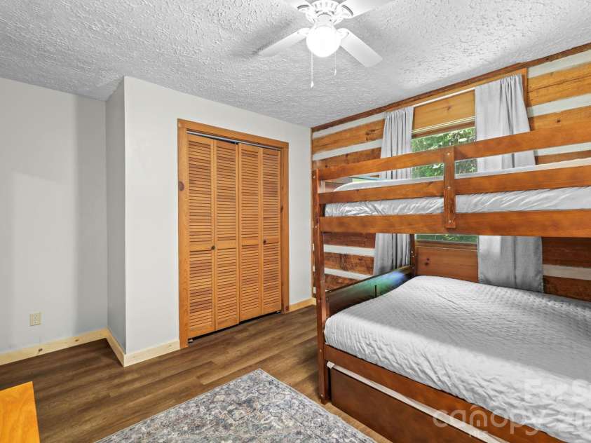 237 Biltmore Circle, Bryson City, NC 28713.  MLS# CAR4400933, YatesRealty ID 35538. 