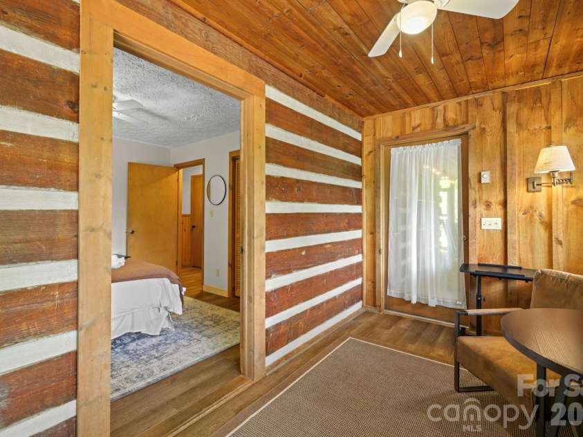237 Biltmore Circle, Bryson City, NC 28713.  MLS# CAR4400933, YatesRealty ID 35538. 