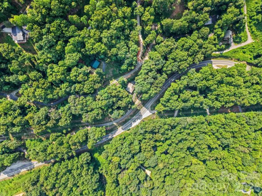 237 Biltmore Circle, Bryson City, NC 28713.  MLS# CAR4400933, YatesRealty ID 35538. 