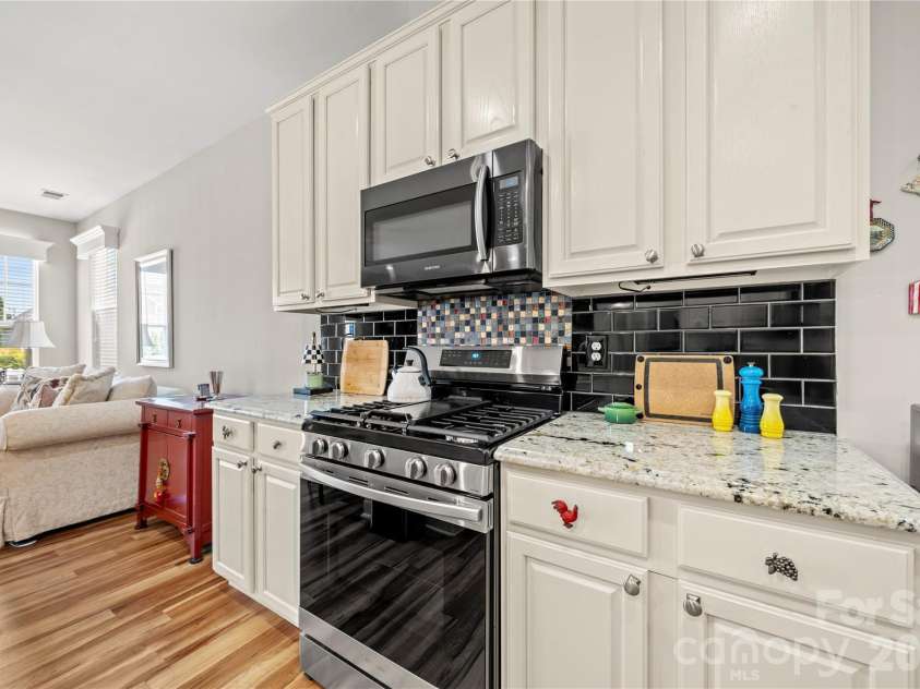 15718 Seafield Lane, Huntersville, NC 28078.  MLS# CAR4392142, YatesRealty ID 35539. 