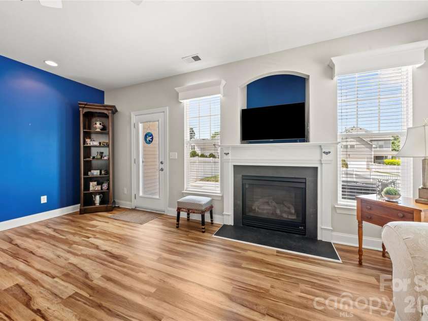 15718 Seafield Lane, Huntersville, NC 28078.  MLS# CAR4392142, YatesRealty ID 35539. 