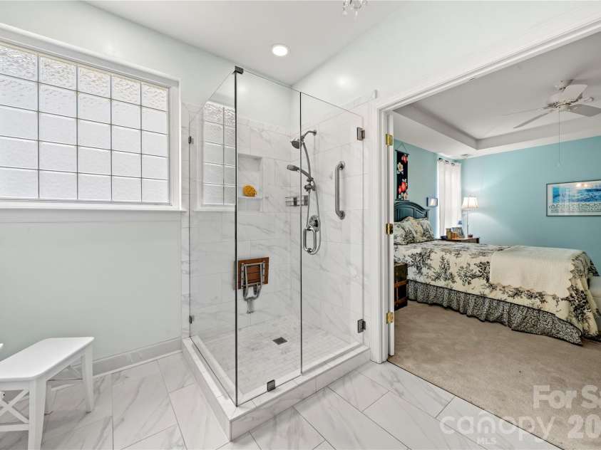 15718 Seafield Lane, Huntersville, NC 28078.  MLS# CAR4392142, YatesRealty ID 35539. 