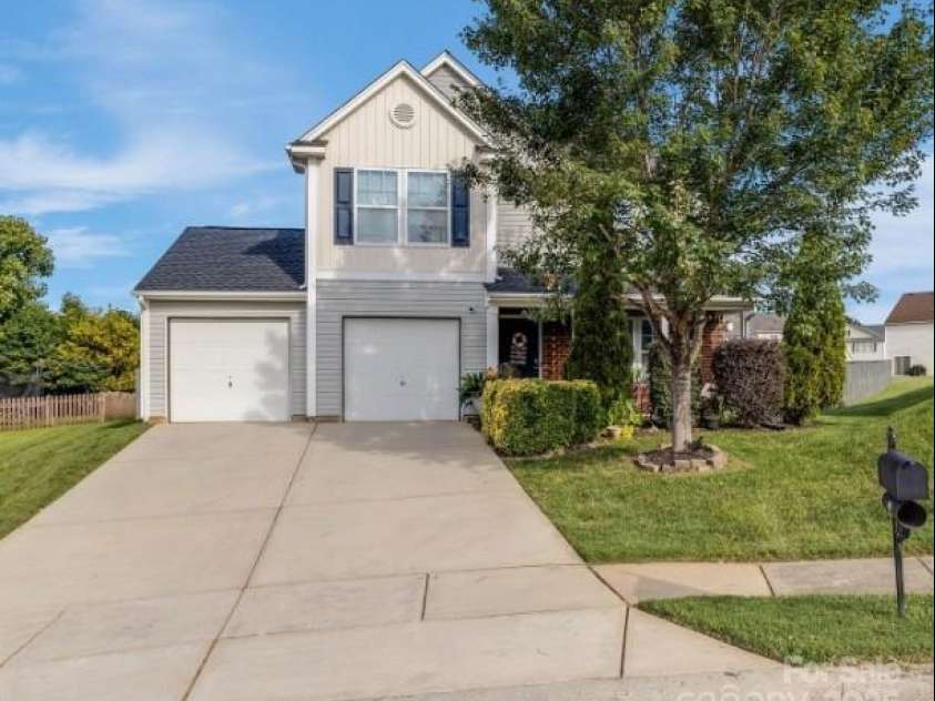 112 Zander Woods Court, Mount Holly, NC 28120.  MLS# CAR4287189, YatesRealty ID 3554. 