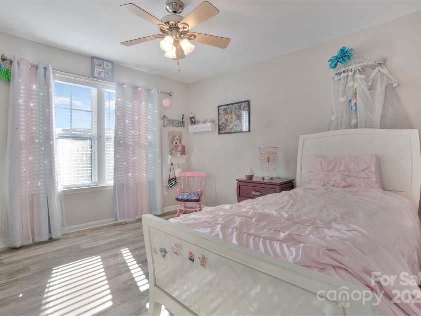 112 Zander Woods Court, Mount Holly, NC 28120.  MLS# CAR4287189, YatesRealty ID 3554. 