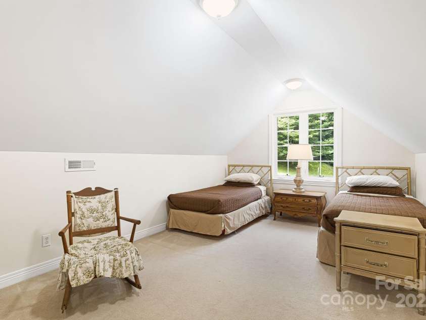 36 Marigold Court, Waynesville, NC 28786.  MLS# CAR4241313, YatesRealty ID 3554. Upstairs bedroom