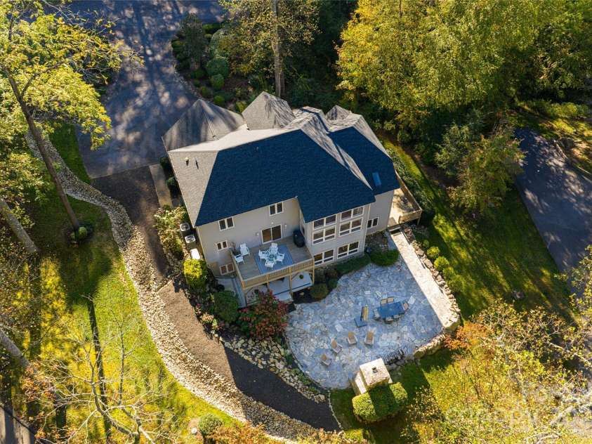 36 Marigold Court, Waynesville, NC 28786.  MLS# CAR4303483, YatesRealty ID 3554. 