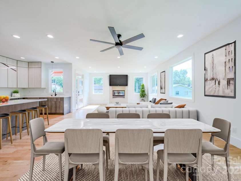 133 Grove Street, Asheville, NC 28801.  MLS# CAR4286313, YatesRealty ID 35540. Virtually Staged Living/Dining Room.