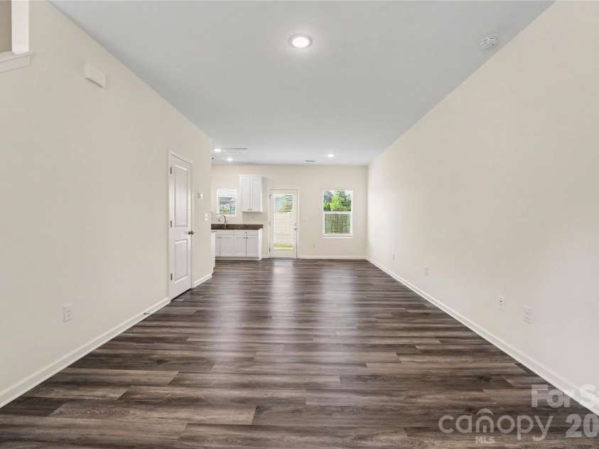 213 Wolf Creek Lane, Statesville, NC 28625.  MLS# CAR4399985, YatesRealty ID 35540. 