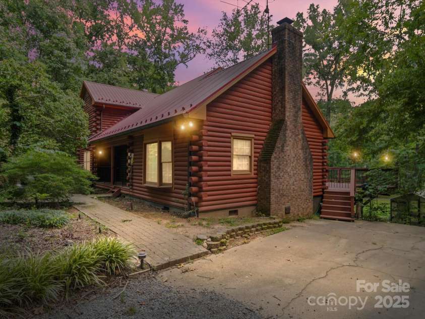 16116 Deepwood Place, Indian Trail, NC 28079.  MLS# CAR4293960, YatesRealty ID 35542. 