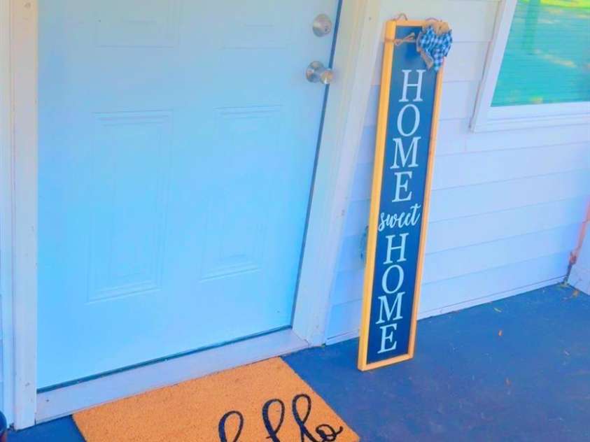 821 First Street, Kings Mountain, NC 28086.  MLS# CAR4395596, YatesRealty ID 35542. Front entrance
