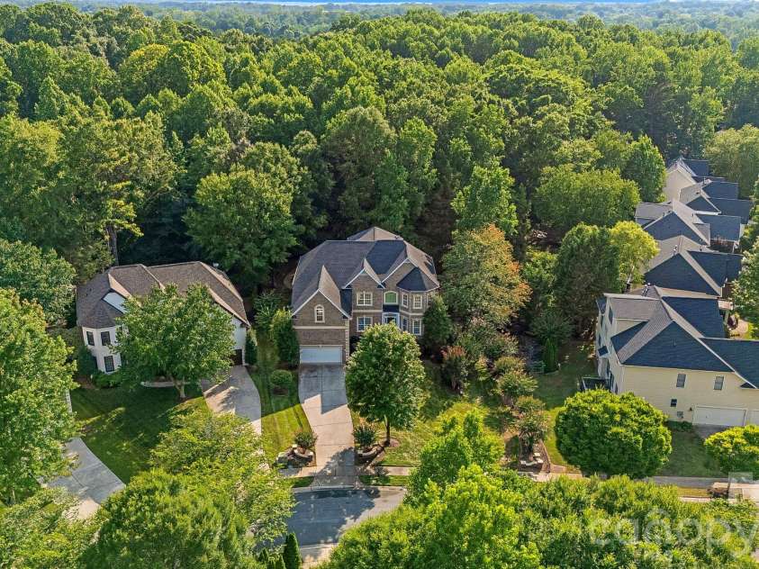 10108 Squires Way, Cornelius, NC 28031.  MLS# CAR4395333, YatesRealty ID 35544. 