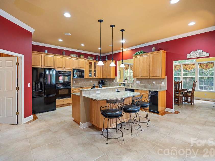 10108 Squires Way, Cornelius, NC 28031.  MLS# CAR4395333, YatesRealty ID 35544. 