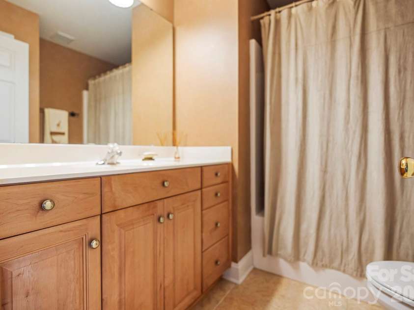 10108 Squires Way, Cornelius, NC 28031.  MLS# CAR4395333, YatesRealty ID 35544. 