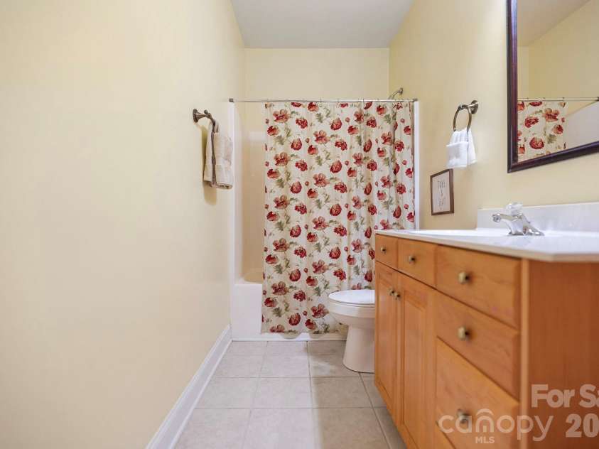 10108 Squires Way, Cornelius, NC 28031.  MLS# CAR4395333, YatesRealty ID 35544. 
