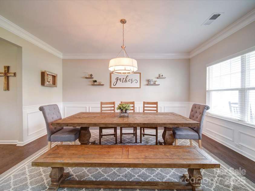 114 Sierra Chase Drive, Statesville, NC 28677.  MLS# CAR4259451, YatesRealty ID 35544. 