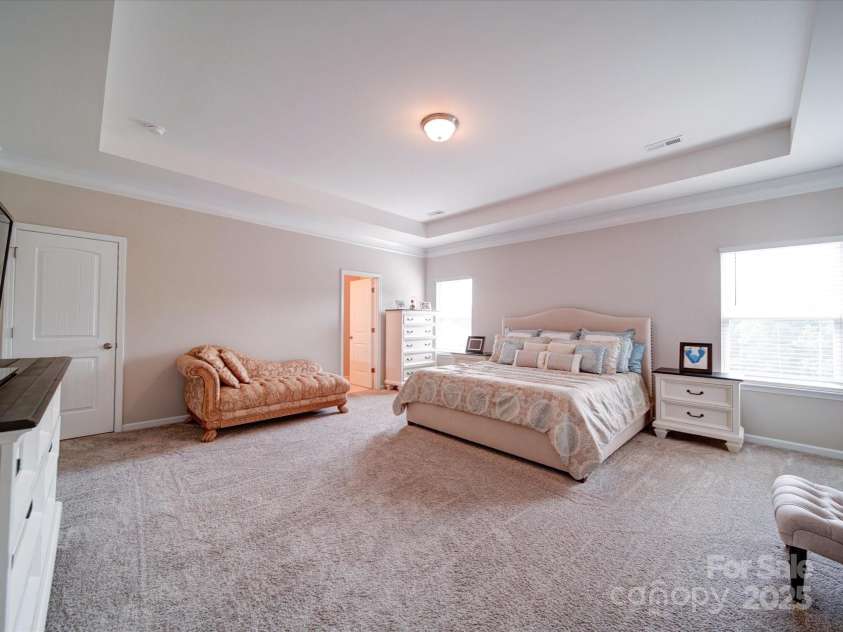114 Sierra Chase Drive, Statesville, NC 28677.  MLS# CAR4259451, YatesRealty ID 35544. 