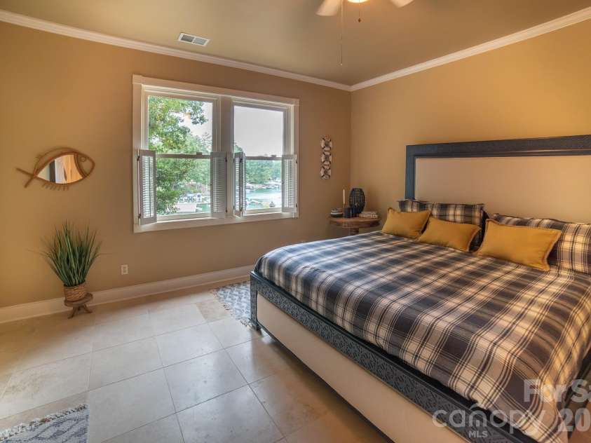 1513 Brentwood Place, Morganton, NC 28655.  MLS# CAR4307275, YatesRealty ID 35546. Secondary Bedroom on lower level.