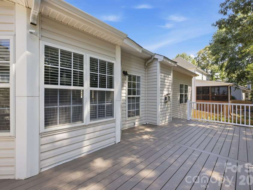 147 Broken Pine Lane, Mooresville, NC 28117.  MLS# CAR4397181, YatesRealty ID 35548. 