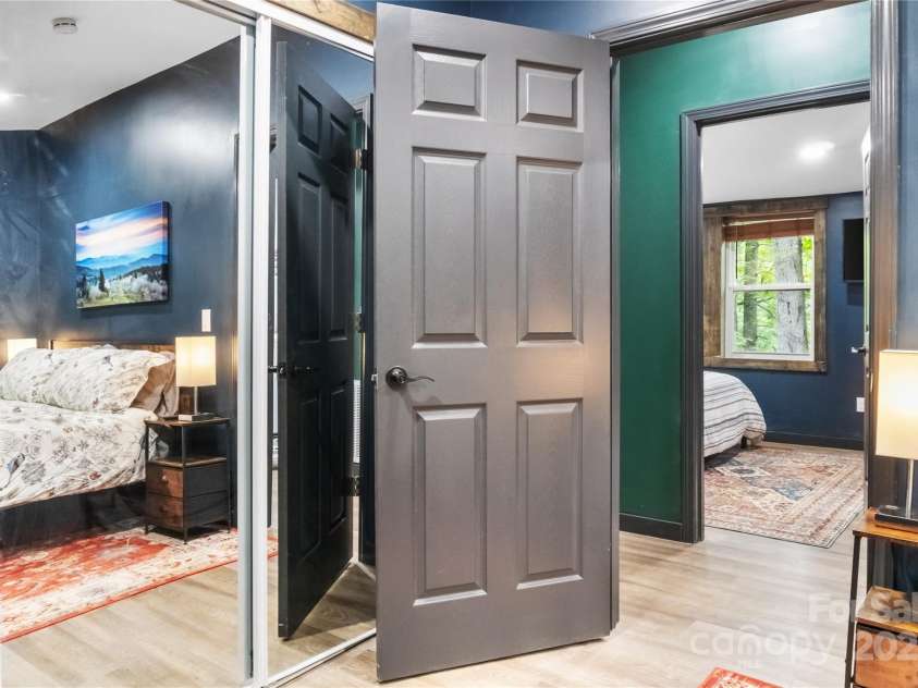 314 McDonald Road, Franklin, NC 28734.  MLS# CAR4297317, YatesRealty ID 35548. 