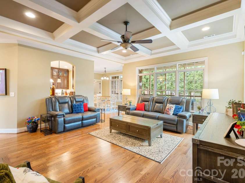708 Cedar Hill Drive, Shelby, NC 28152.  MLS# CAR4400566, YatesRealty ID 35550. 