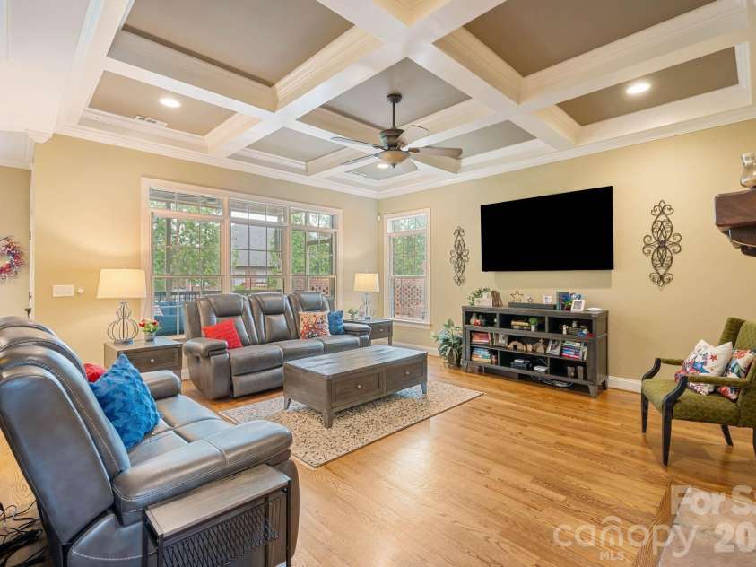 708 Cedar Hill Drive, Shelby, NC 28152.  MLS# CAR4400566, YatesRealty ID 35550. 
