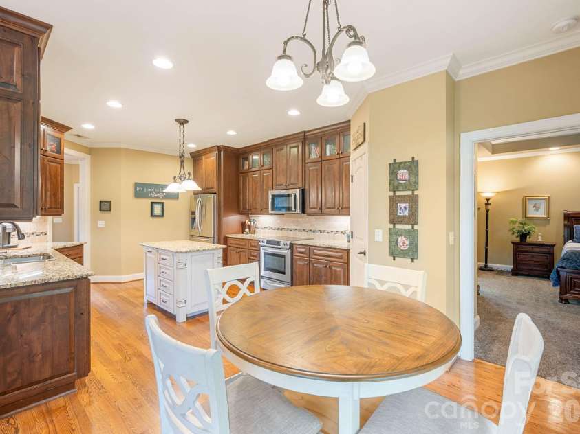 708 Cedar Hill Drive, Shelby, NC 28152.  MLS# CAR4400566, YatesRealty ID 35550. 