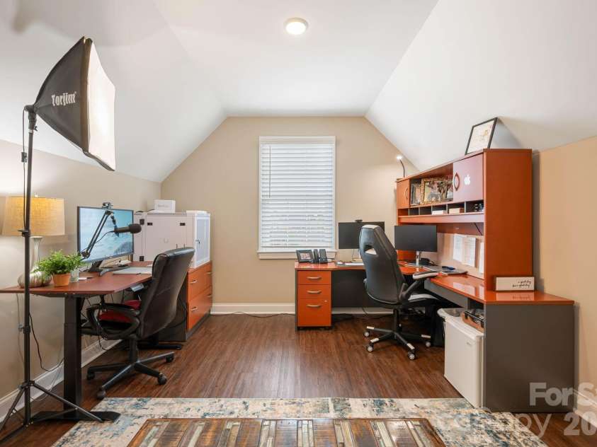 708 Cedar Hill Drive, Shelby, NC 28152.  MLS# CAR4400566, YatesRealty ID 35550. Flex Room above detached garage