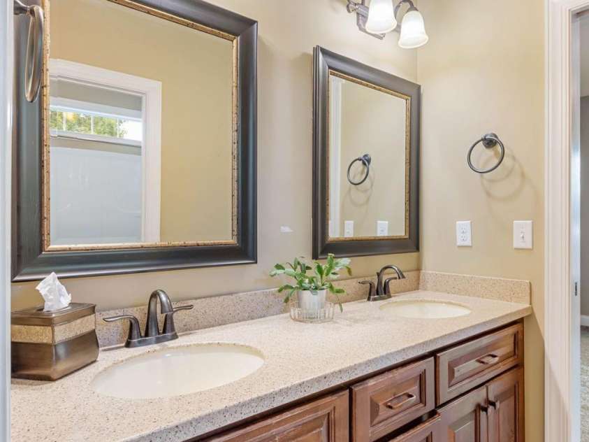 708 Cedar Hill Drive, Shelby, NC 28152.  MLS# CAR4400566, YatesRealty ID 35550. Primary bathroom