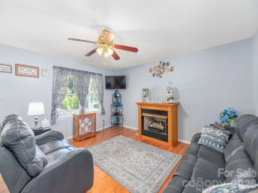 219 Hookers Gap Road, Candler, NC 28715.  MLS# CAR4397484, YatesRealty ID 35551. 