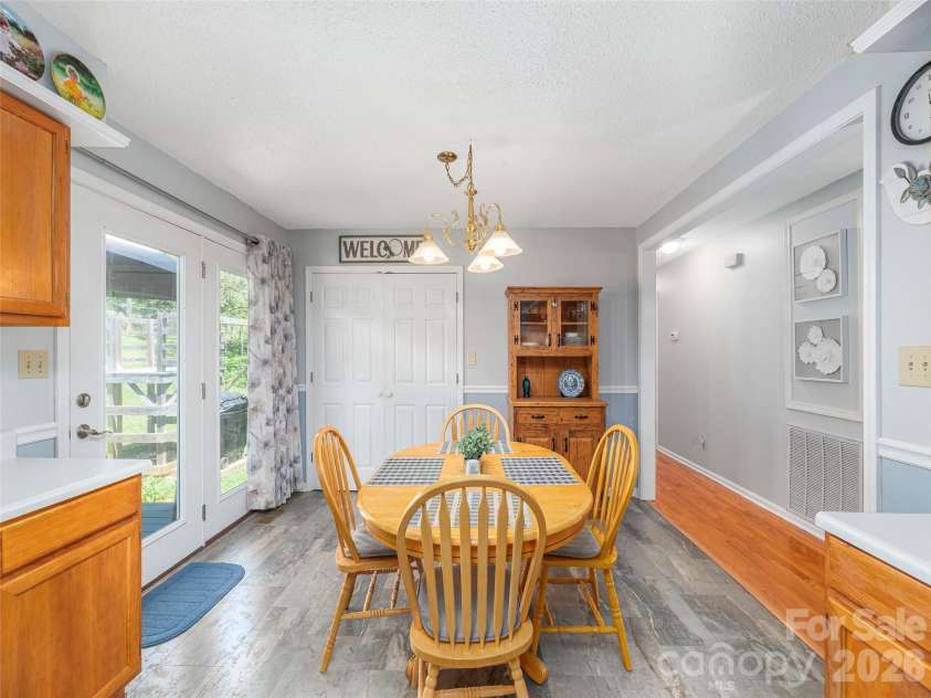 219 Hookers Gap Road, Candler, NC 28715.  MLS# CAR4397484, YatesRealty ID 35551. 
