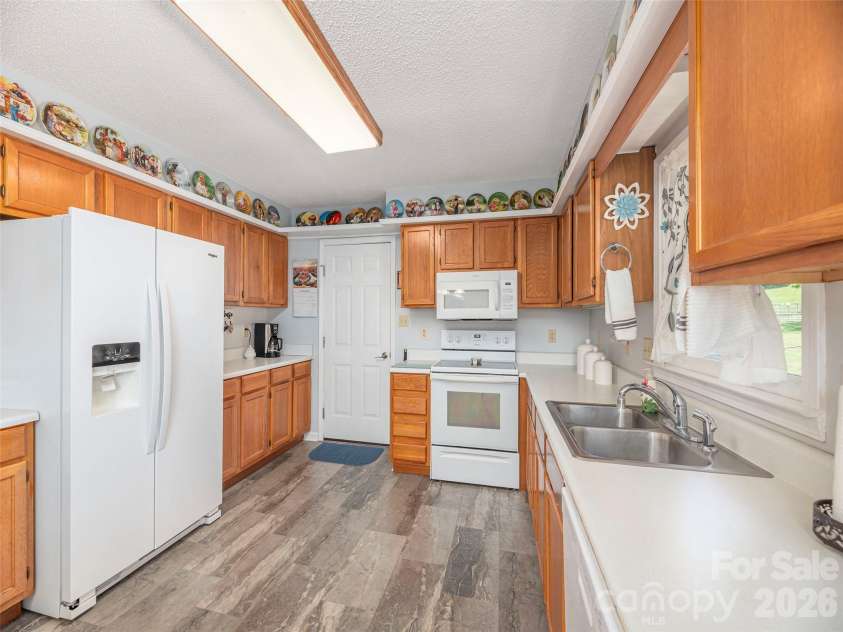 219 Hookers Gap Road, Candler, NC 28715.  MLS# CAR4397484, YatesRealty ID 35551. 