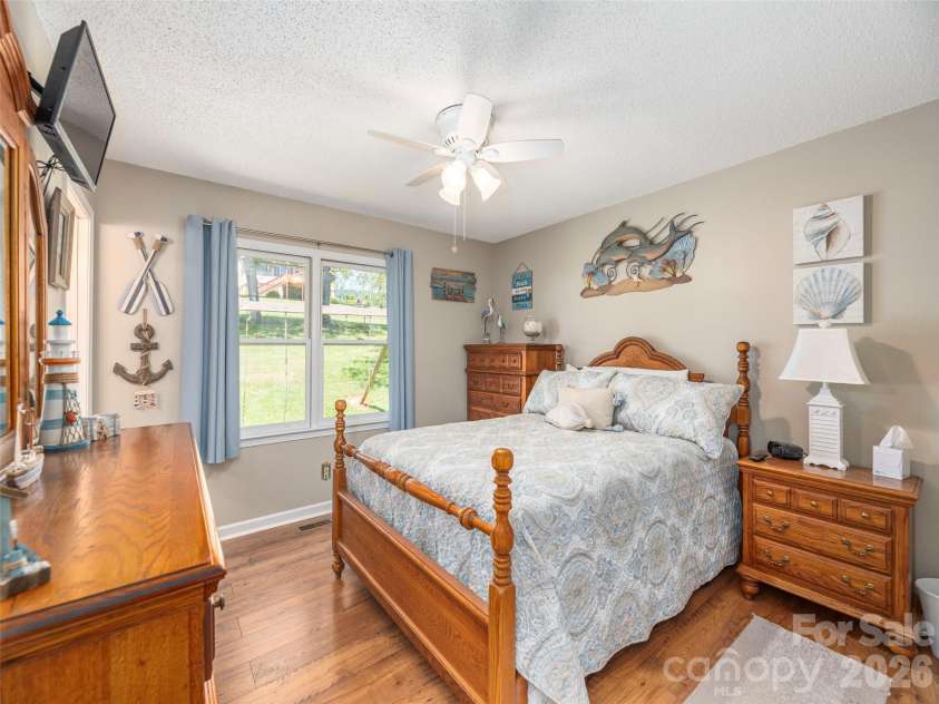 219 Hookers Gap Road, Candler, NC 28715.  MLS# CAR4397484, YatesRealty ID 35551. 