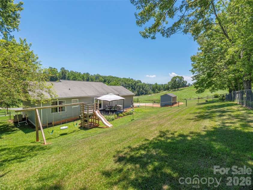 219 Hookers Gap Road, Candler, NC 28715.  MLS# CAR4397484, YatesRealty ID 35551. 