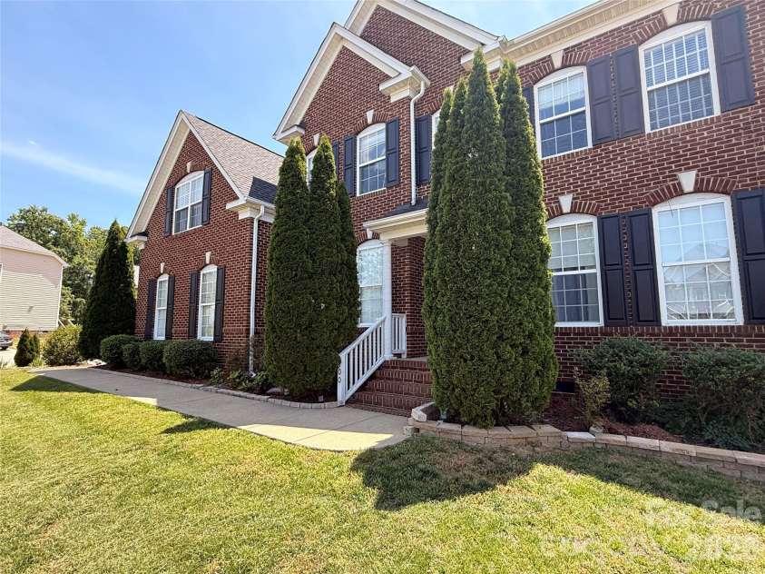 100 Drakeshire Court, Morrisville, NC 27560.  MLS# CAR4383417, YatesRealty ID 35554. 