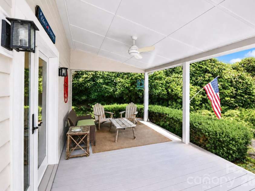 315 Green Hill Woods, Blowing Rock, NC 28605.  MLS# CAR4400512, YatesRealty ID 35555. 
