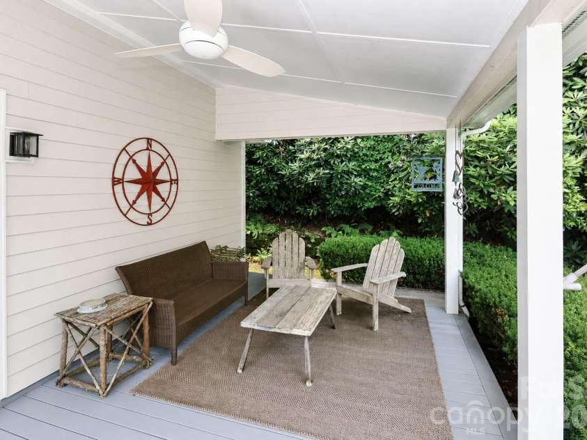 315 Green Hill Woods, Blowing Rock, NC 28605.  MLS# CAR4400512, YatesRealty ID 35555. 