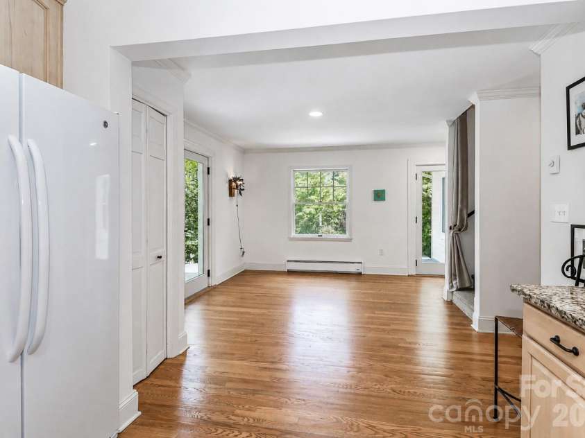 315 Green Hill Woods, Blowing Rock, NC 28605.  MLS# CAR4400512, YatesRealty ID 35555. 