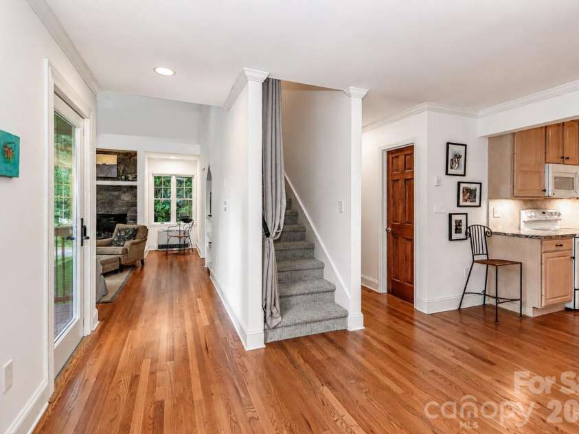 315 Green Hill Woods, Blowing Rock, NC 28605.  MLS# CAR4400512, YatesRealty ID 35555. 