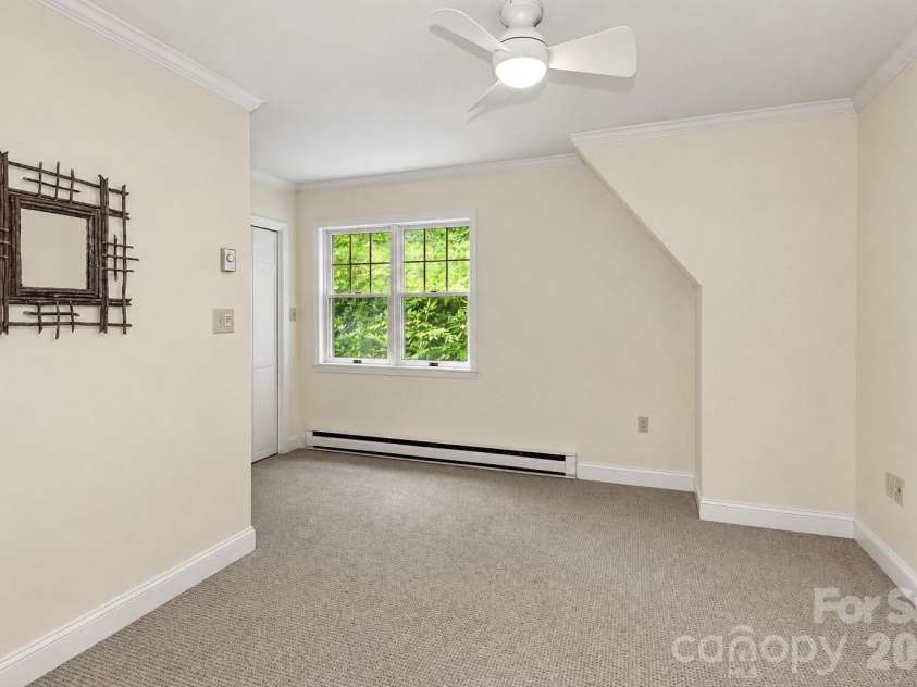315 Green Hill Woods, Blowing Rock, NC 28605.  MLS# CAR4400512, YatesRealty ID 35555. 