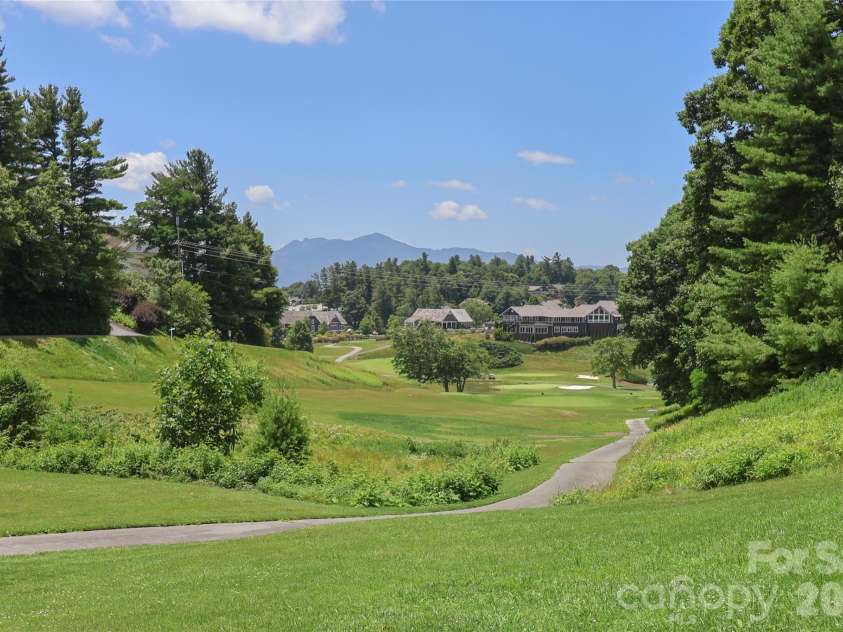 315 Green Hill Woods, Blowing Rock, NC 28605.  MLS# CAR4400512, YatesRealty ID 35555. 
