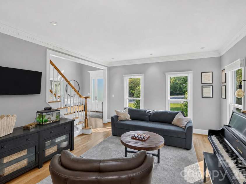 11423 Colonial Country Lane, Charlotte, NC 28277.  MLS# CAR4400807, YatesRealty ID 35556. 